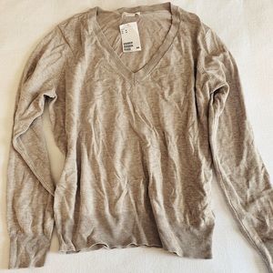 H&M tan sweater